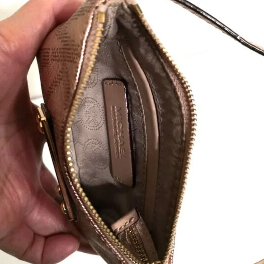 NWOT Michael Kors Monogram Jet‎ Set Wristlet Rose Gold Color 5.75
